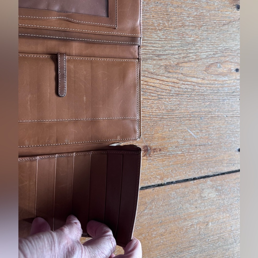 Gucci Vintage Leather Wallet - Picture 6 of 8